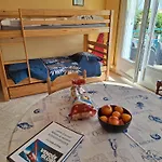 Schaffhauser Apartment *